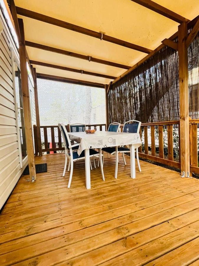 Mobil Home 8 Personnes Camping L'Elysee Vagues Oceanes Le Grau-du-Roi Exterior foto